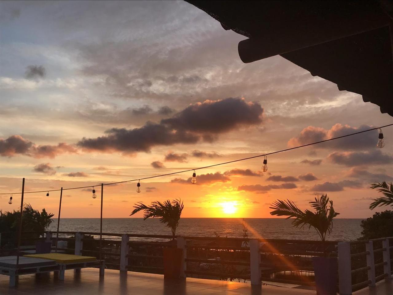 Hotel Palmera Beach Cartagena エクステリア 写真